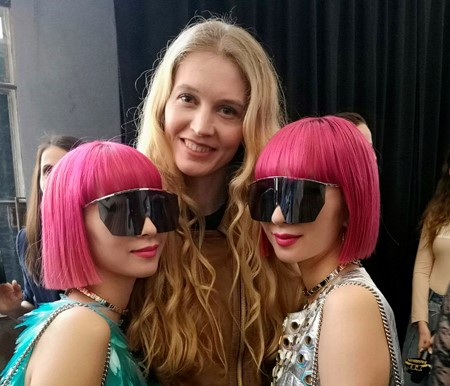 with Amixxamiaya sisters